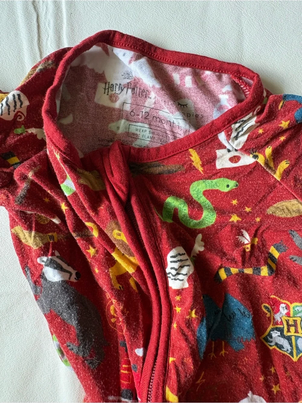 Little Sleepeies Harry Potter zipper sleeper size 6-12 months, red, gryffindor